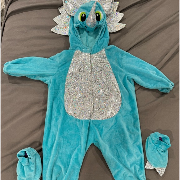 Dinosaur Halloween Costume - Picture 1 of 1